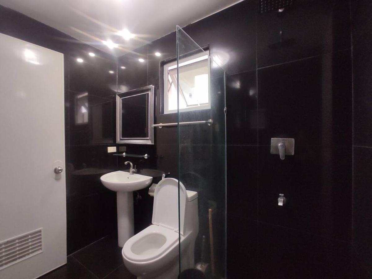 2Br Condo At Kandi Tower 2 安吉利斯 外观 照片
